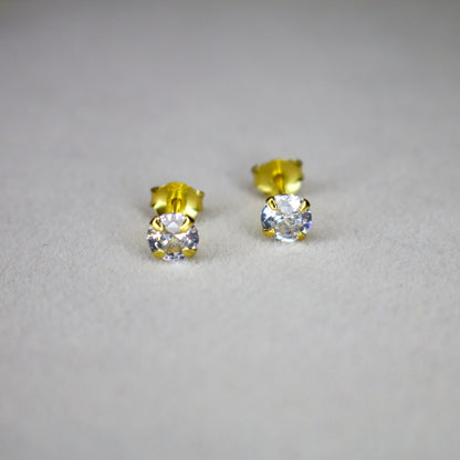 Basic Crystal Ear Studs