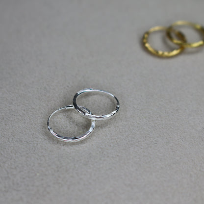 Marguerite Hoop Earrings